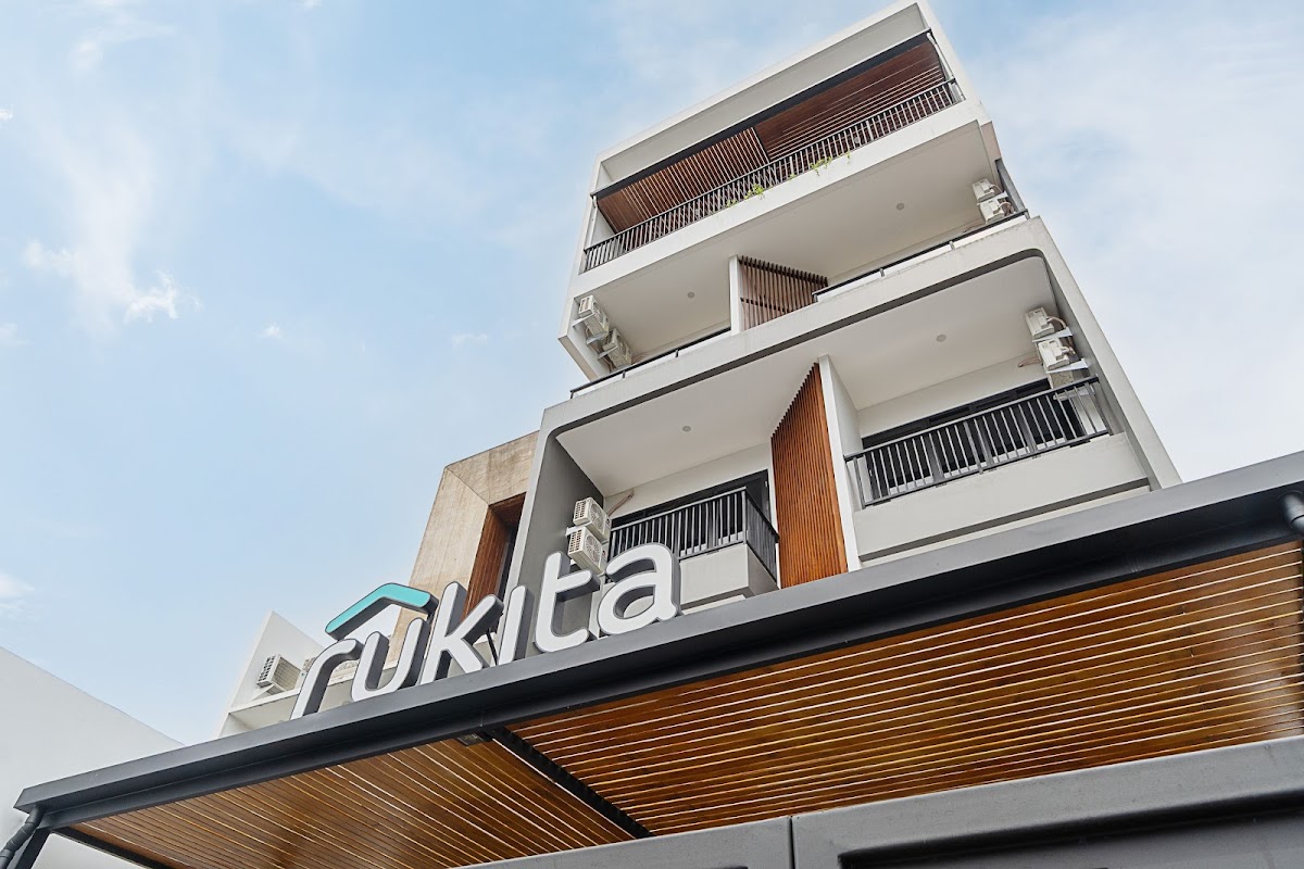Rukita Deluxe Harmoni - foto properti sewa