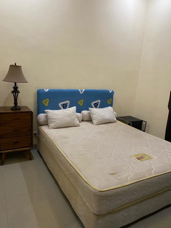 Kos Cilobak mansion - foto properti sewa