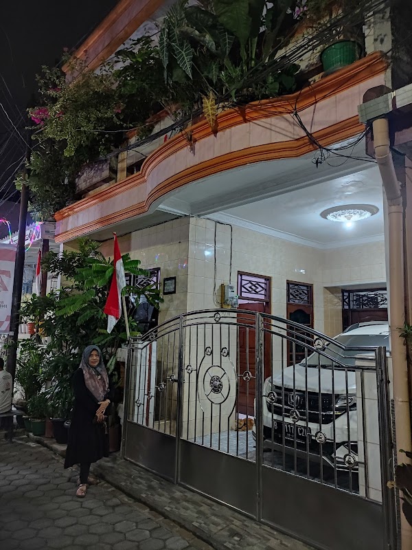 Kost Putri Adem Ayem - Sewa di Karawaci