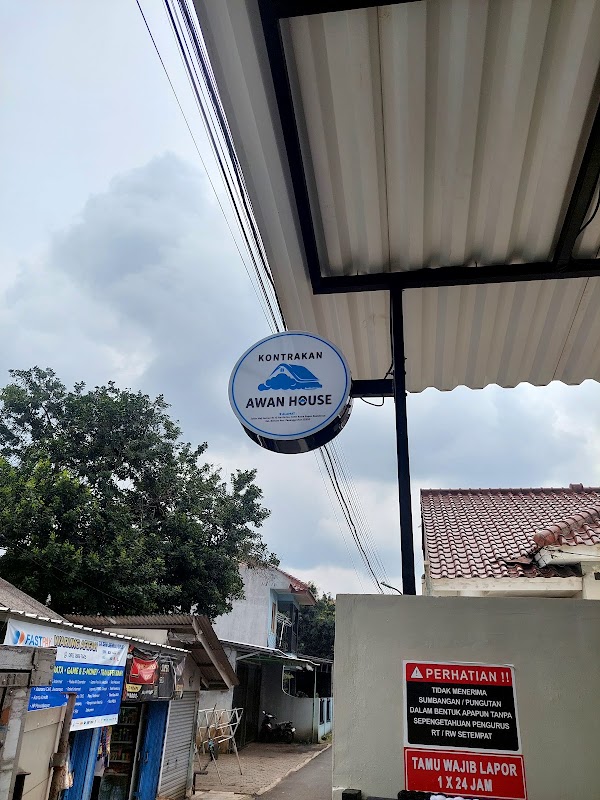 Kontrakan Awan House