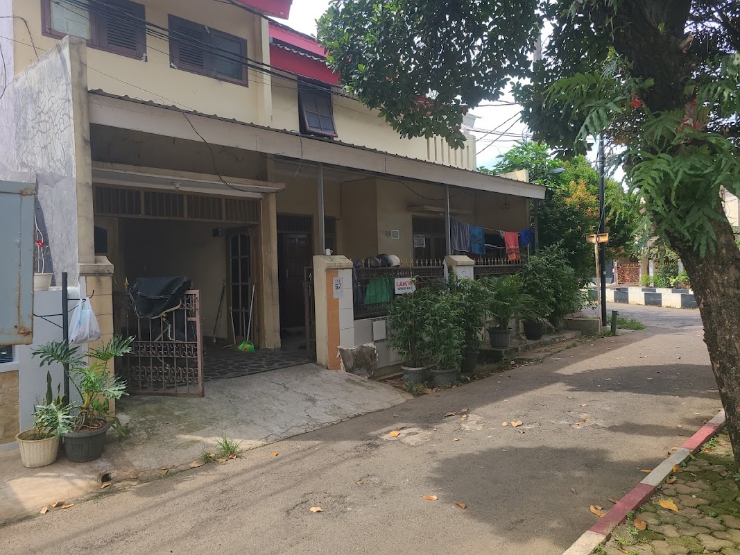 Properti terkait