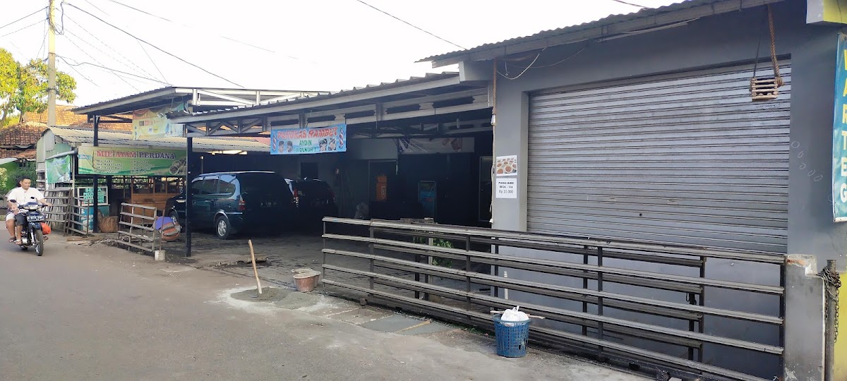 Kios dan kontrakan Pak KUS - foto properti sewa
