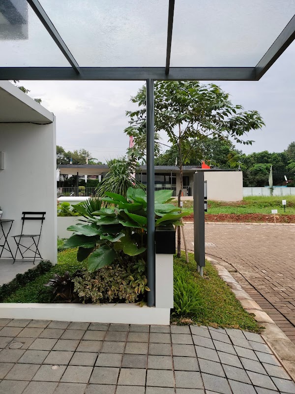 Properti terkait