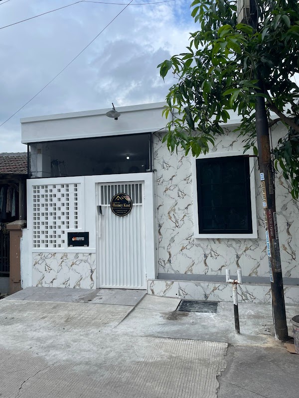 Properti terkait