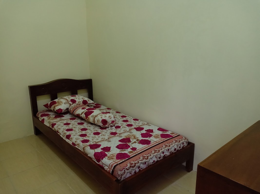 KOST PUTRA PONDOK DEWA JABABEKA - foto properti sewa
