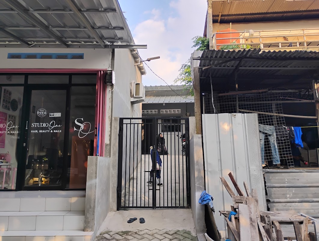 Properti terkait