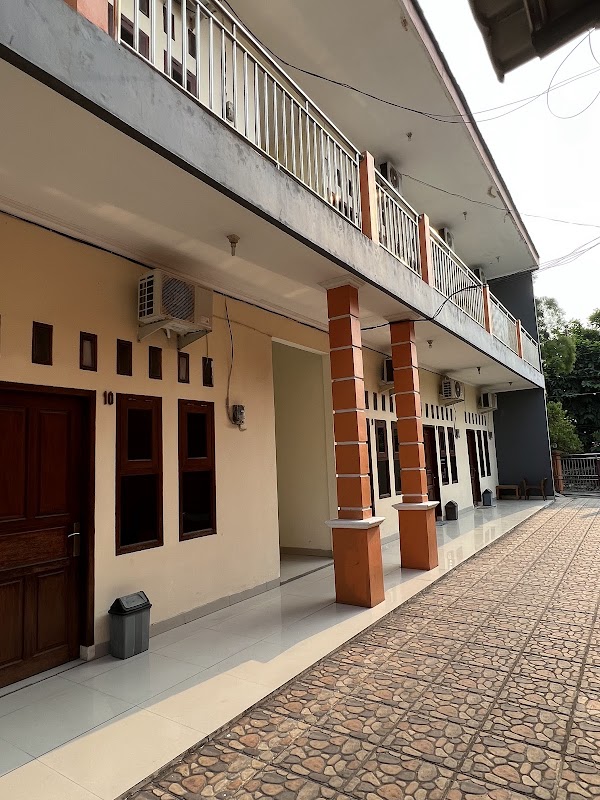 KOST EKSKLUSIF BU RIA AYUB - foto properti sewa