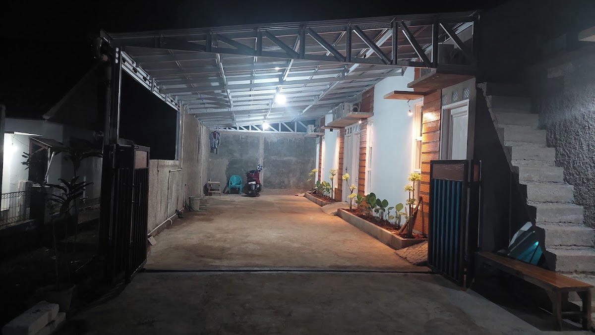 Shelby Kost - foto properti sewa
