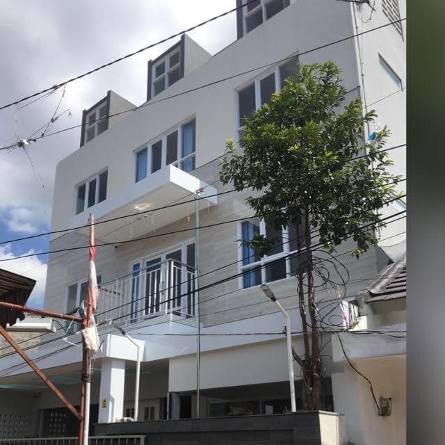 Properti terkait