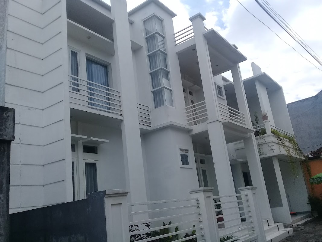 Whitehouse Kost Pepabri - Sewa di Garut