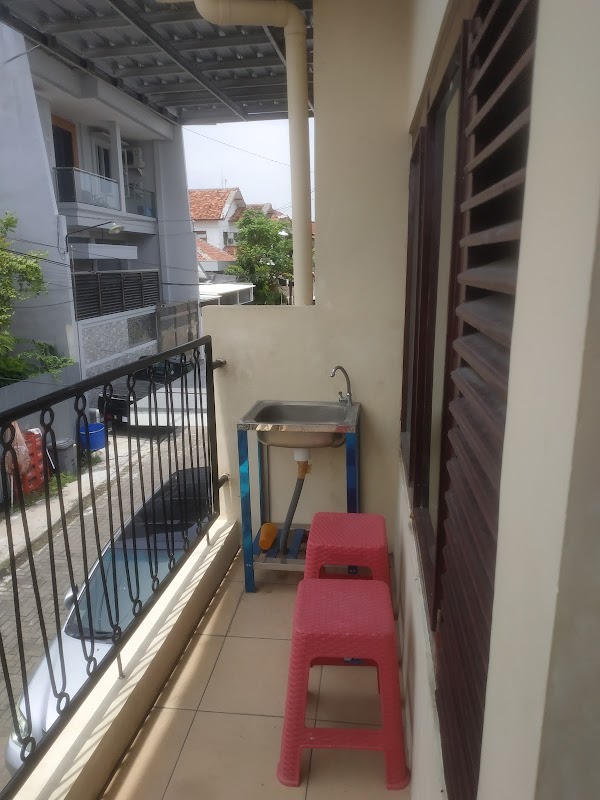KOST Putra Bu Dani - foto properti sewa