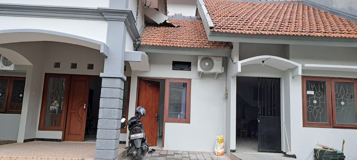 PRABA KOST PUTRA - Sewa di Pleburan