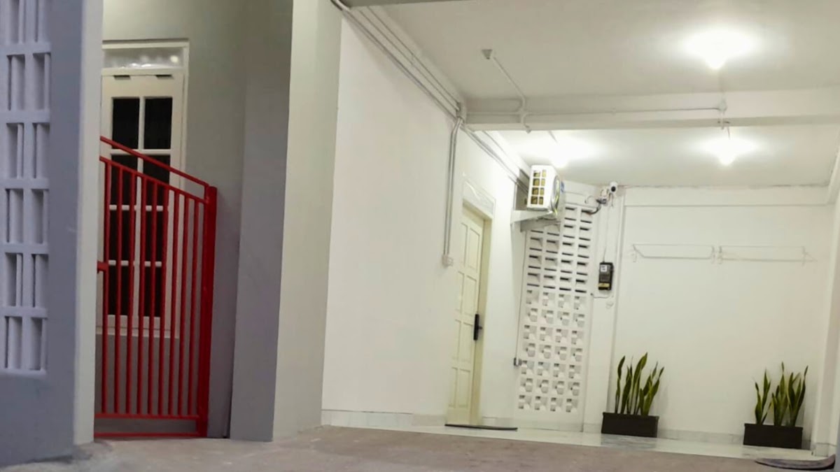 Properti terkait
