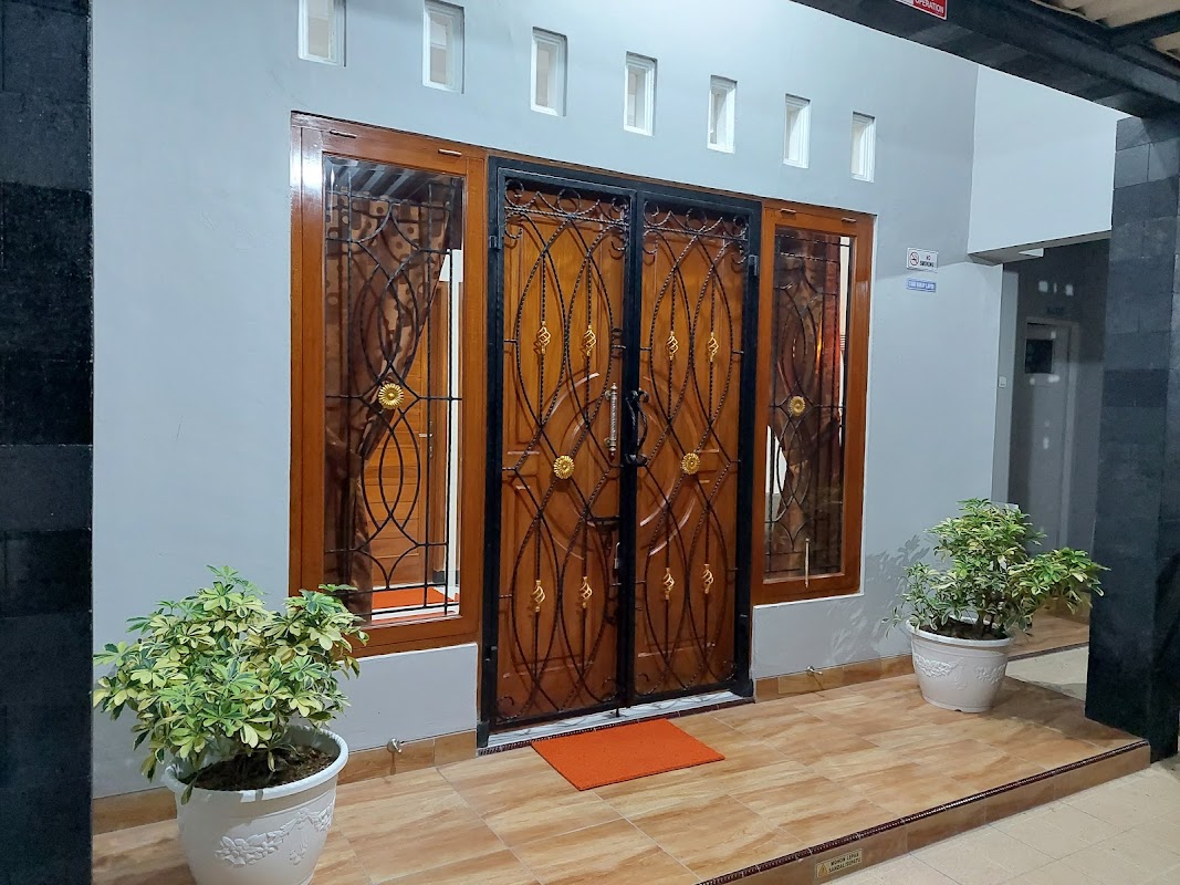 Kos Eksklusif Putri Gardenia - foto properti sewa