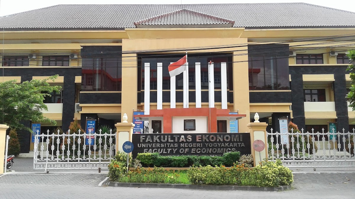 Fakultas Ekonomi dan Bisnis Universitas Negeri Yogyakarta - foto properti sewa