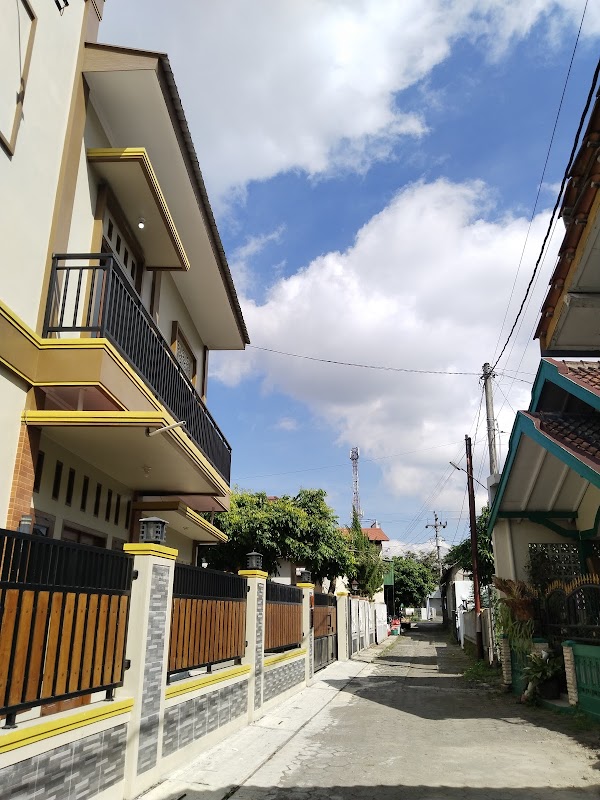 Kost Putri Mahisa - dekat UII Kaliurang Yogyakarta - foto properti sewa