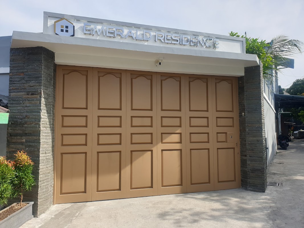 Properti terkait