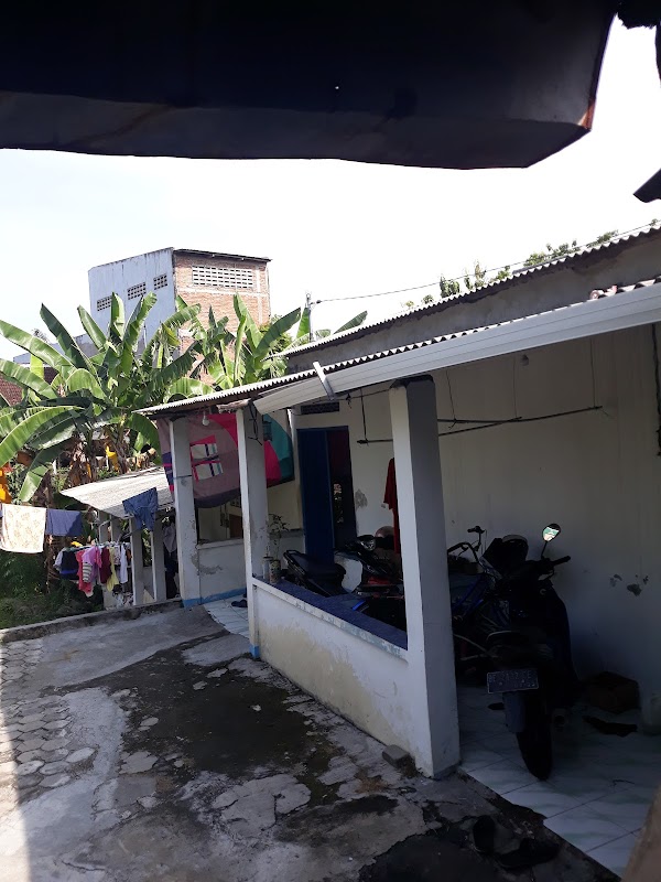 Kontrakan Pak Sugiyo - Sewa di Surakarta