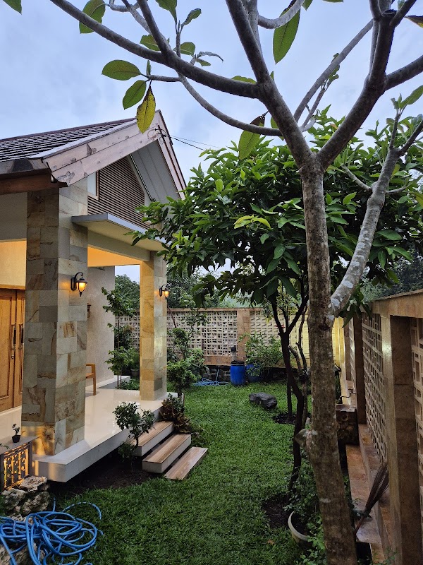 Pavilion Madoh - foto properti sewa