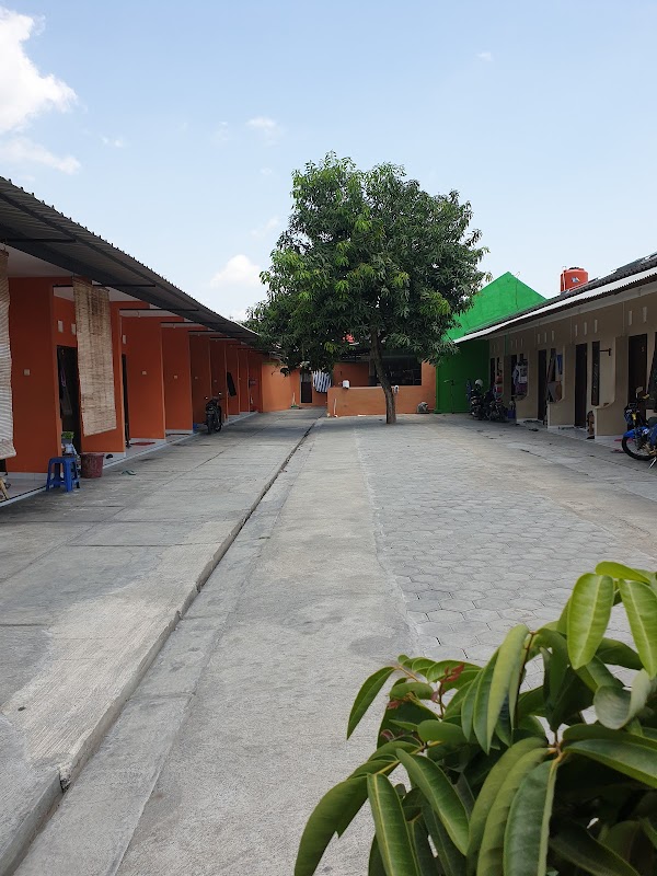 kost orange baturan - foto properti sewa