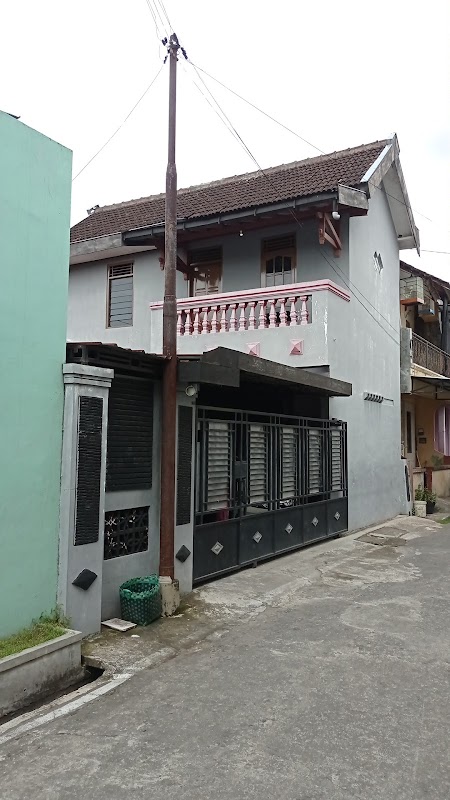 Kost putri murah solo - Sewa di Laweyan