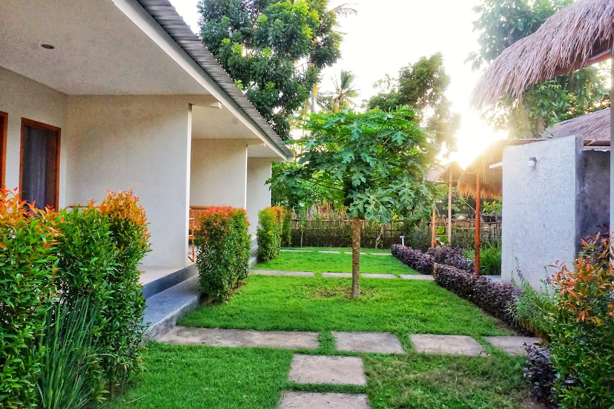Sammy Cottages - Sewa di Senggigi