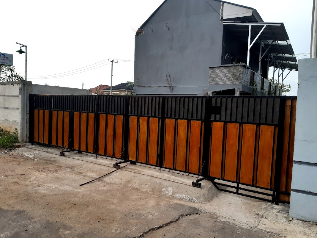 Properti terkait