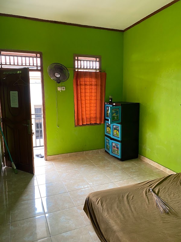 SALERO Kost - foto properti sewa