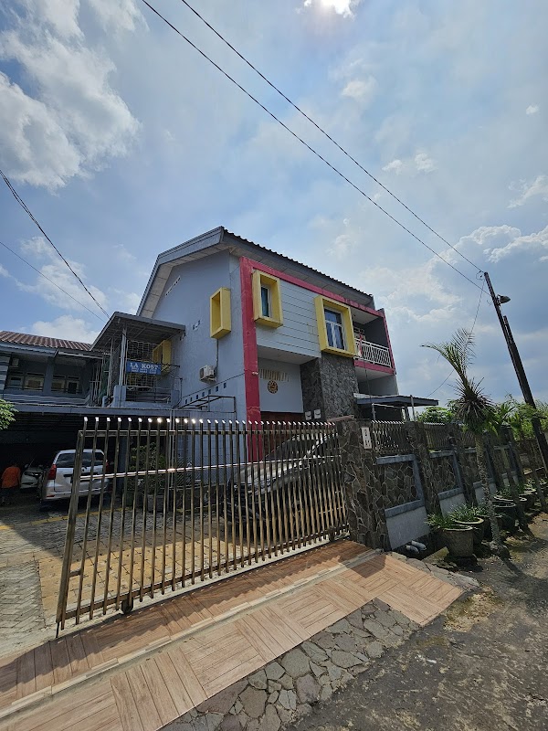 LA KOST PALEMBANG - Sewa di Jakabaring