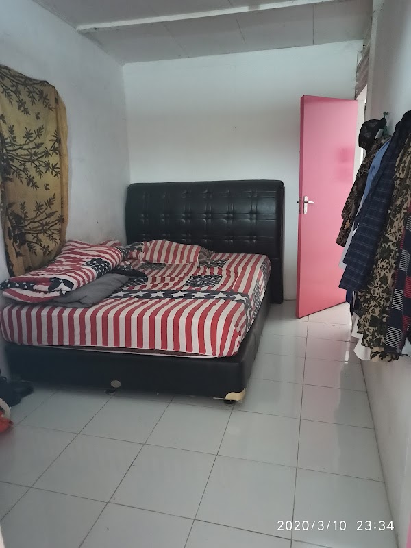 Properti terkait