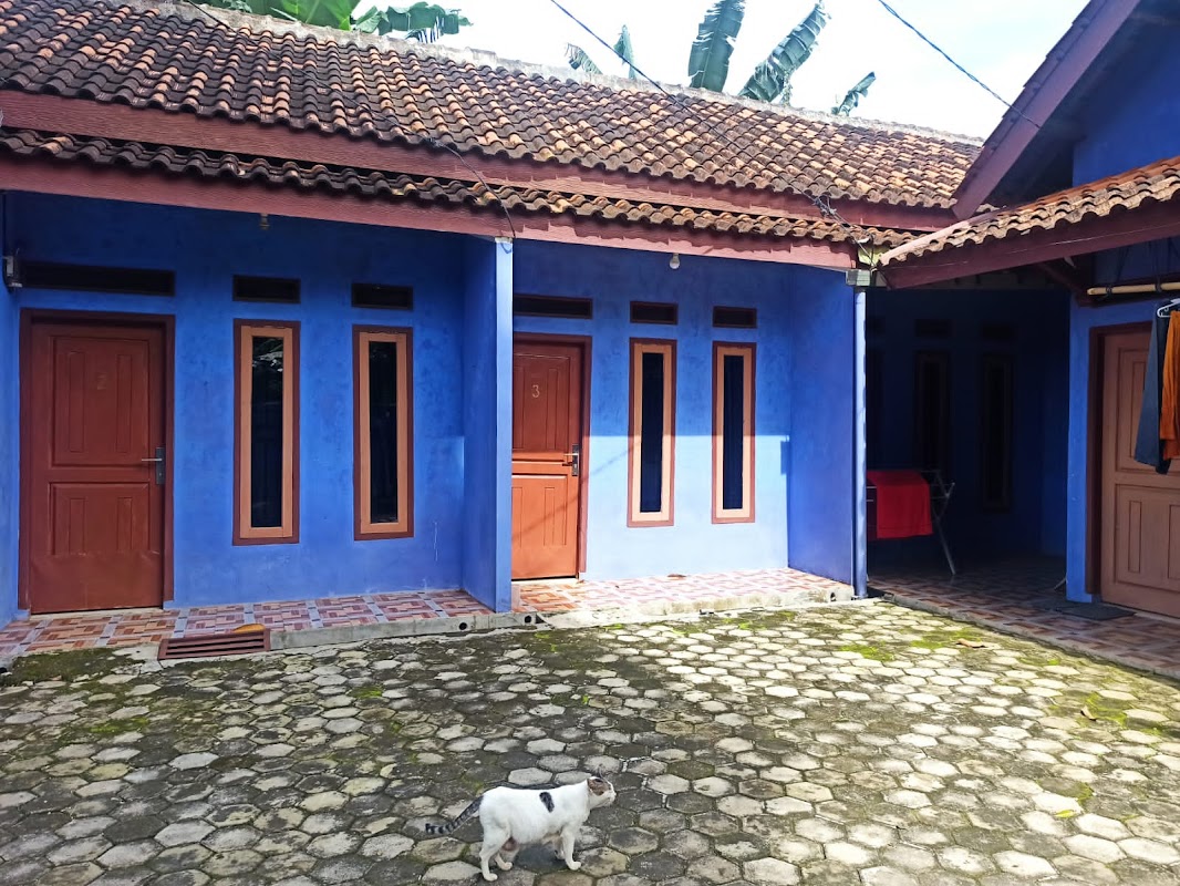 KOST PUTRI QAHIRA - Sewa di Rajabasa