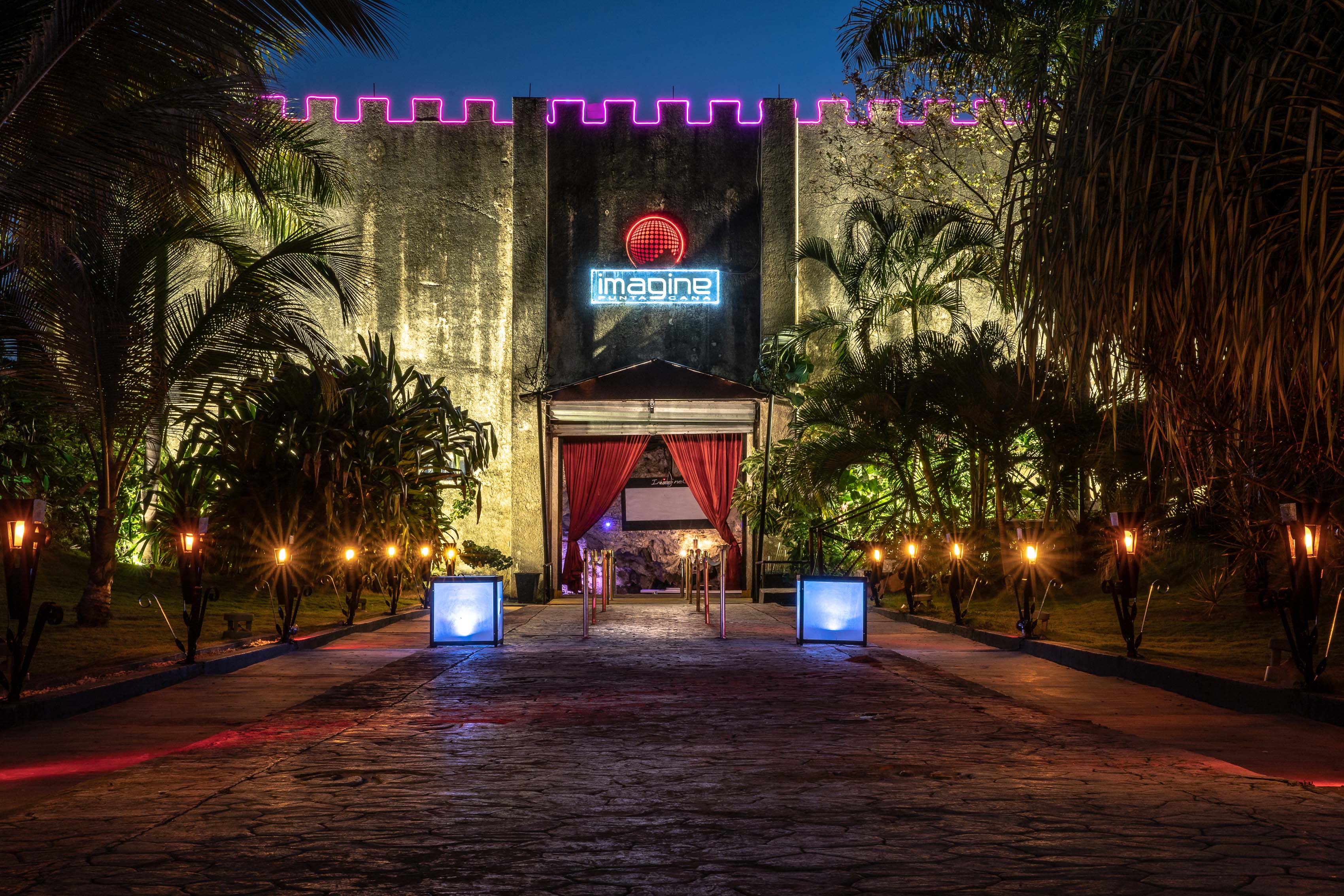 Disco Imagine Punta Cana - La Cueva