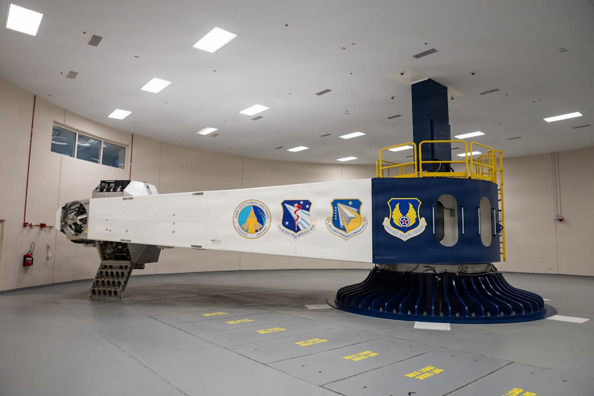 Modern industrial robotics in a training facility