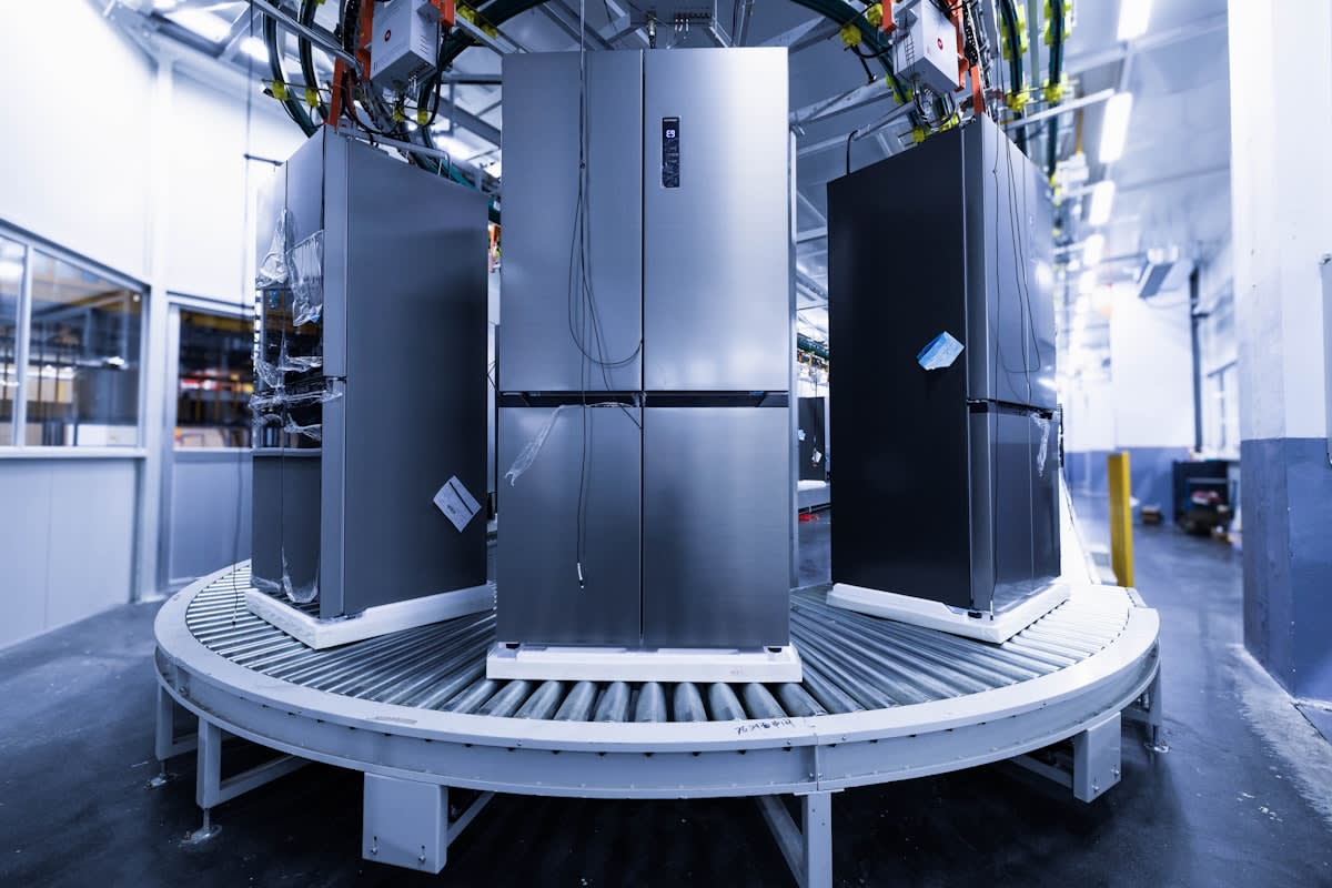 Quantum computer processor gold dilution refrigerator