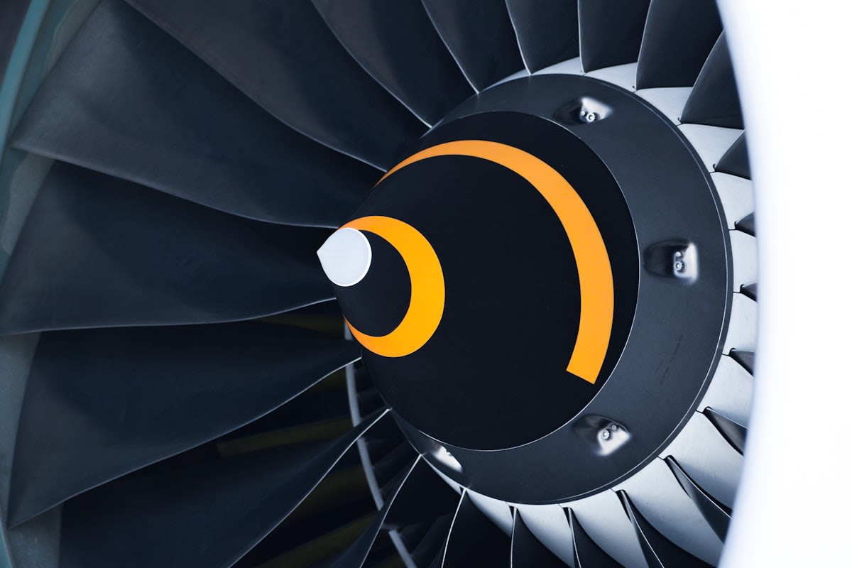 Jet engine turbine