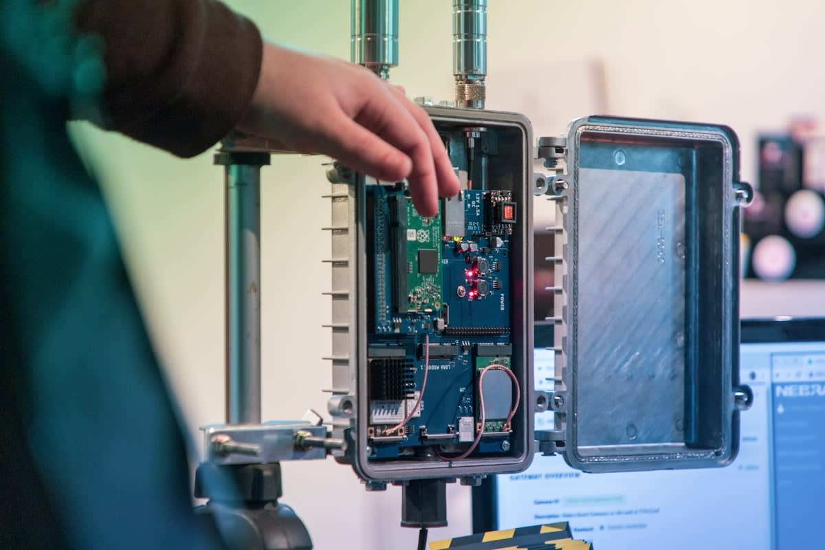 Industrial edge computing hardware in a rugged enclosure