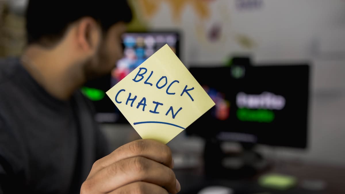 Digital blockchain ledger representation