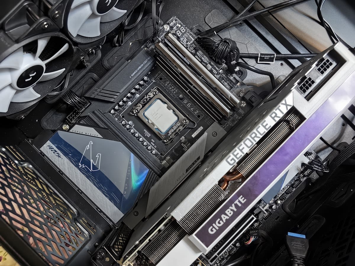 Quantum computer processor cooling system