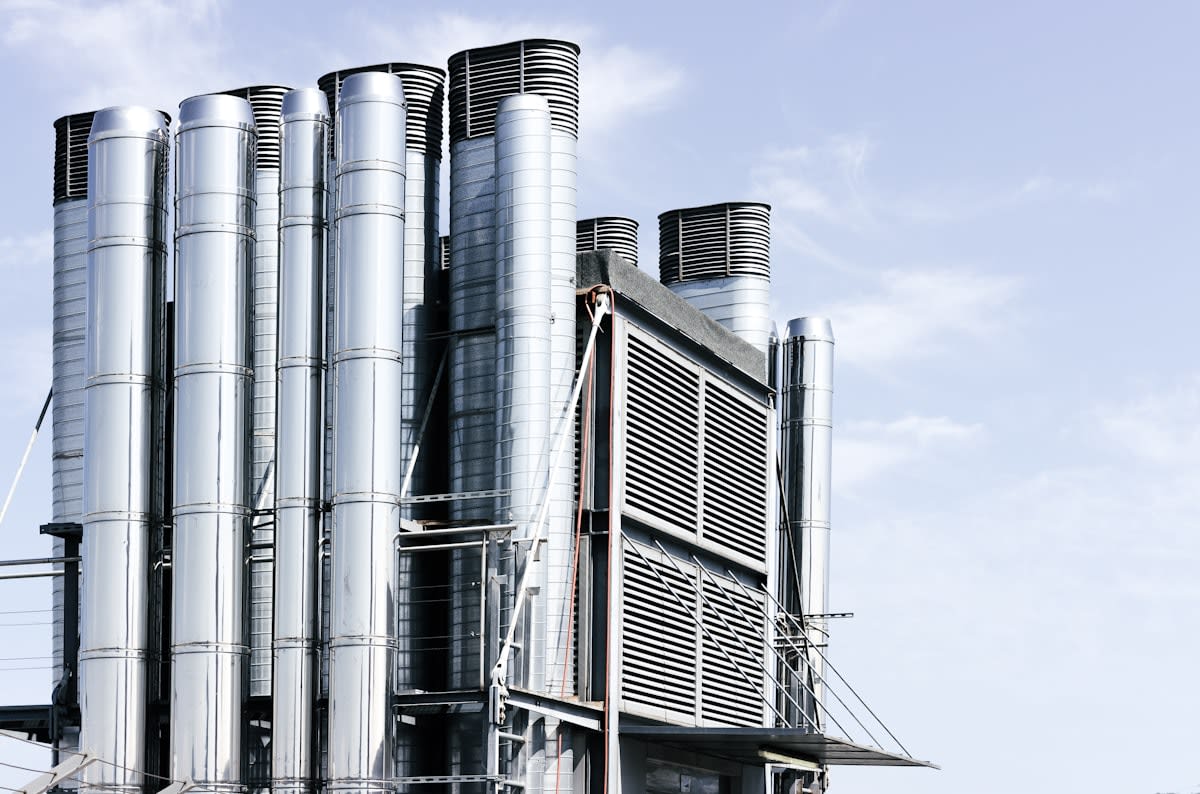 Modern industrial carbon capture facility architecture