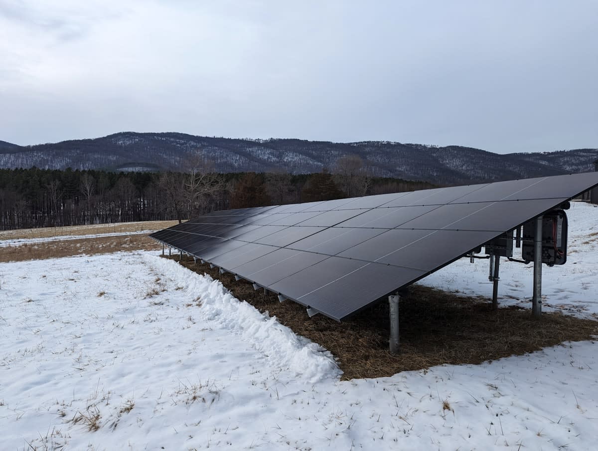 comparison of residential solar vs utility scale solar farm