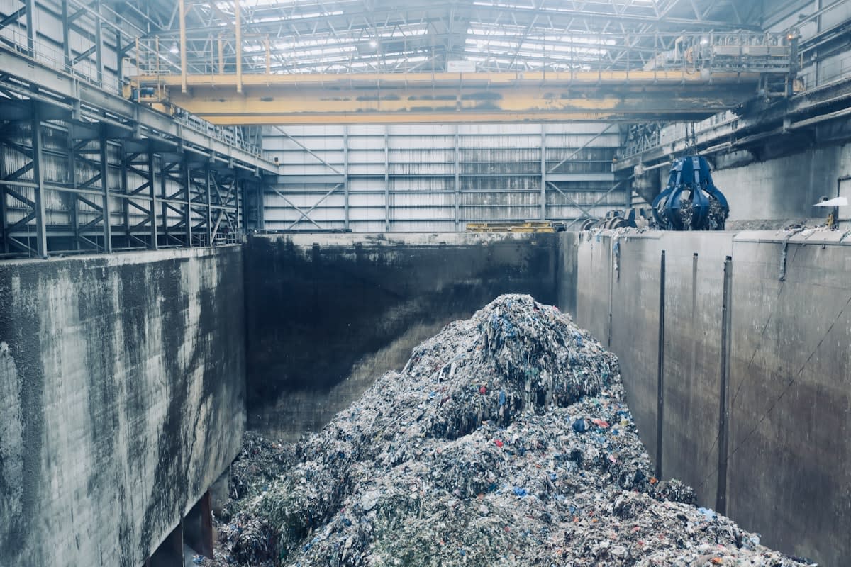 Modern automated recycling facility