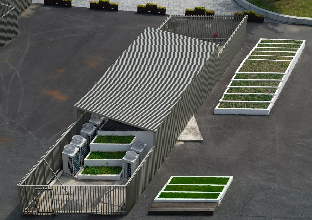 aquaponics system detail