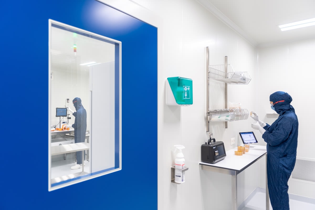 Automated bioreactor system in a clean room