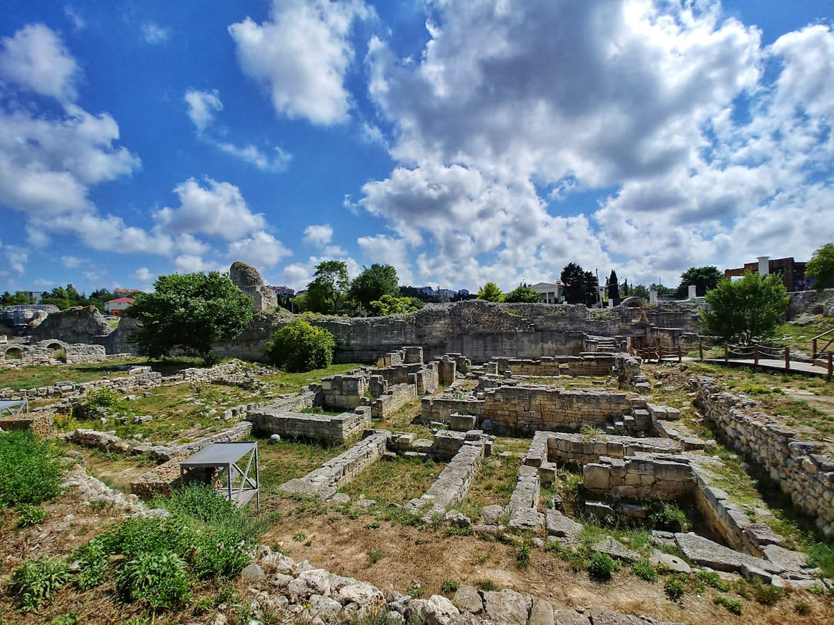 Ancient ruins and archeological site