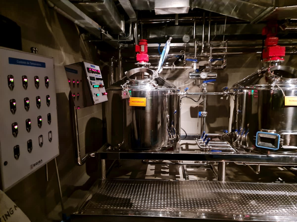 Digital twin of a chemical reactor
