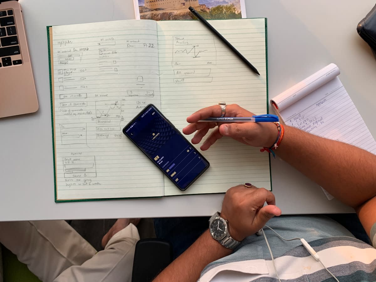 Person tracking tasks in a notebook with a timer