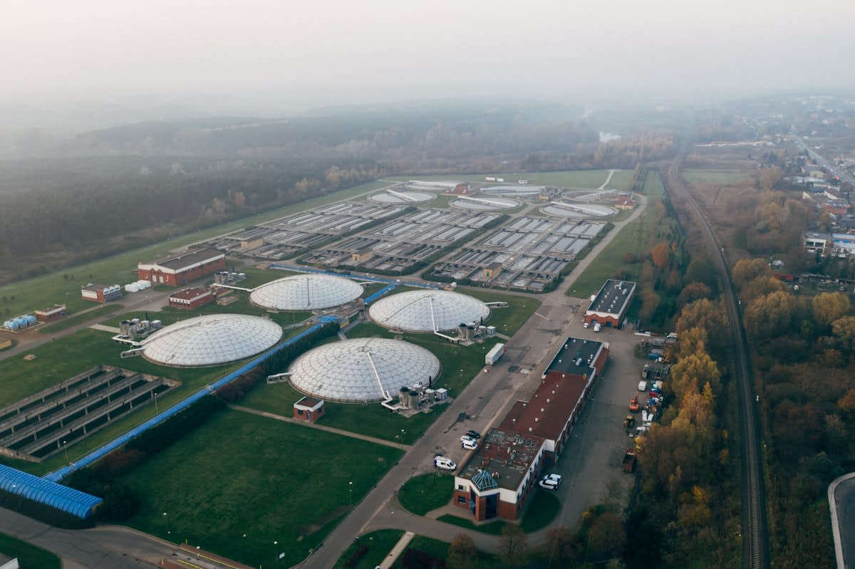 Modern industrial bioreactor tanks in a clean facility