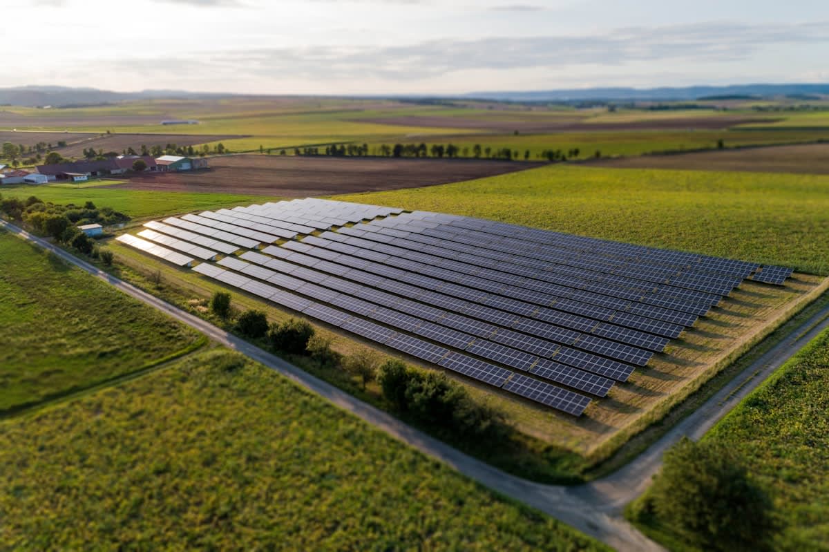 Large scale solar panel array with battery storage