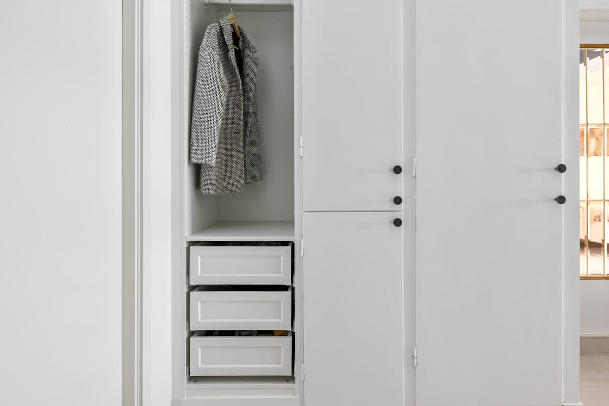 Close up of a simple, monochrome wardrobe