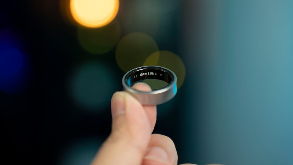 Smart ring and wearable health technology